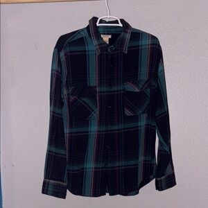 Arizona Jean Company Blue and Purple Plaid Casual Button Down Shirt